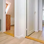 Prázdninový dům 7 Person In *